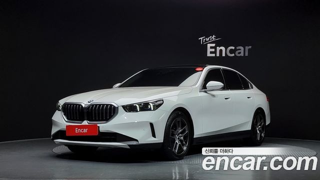 BMW 5-Series 2025