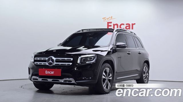 Mercedes-Benz GLB-Class 2021