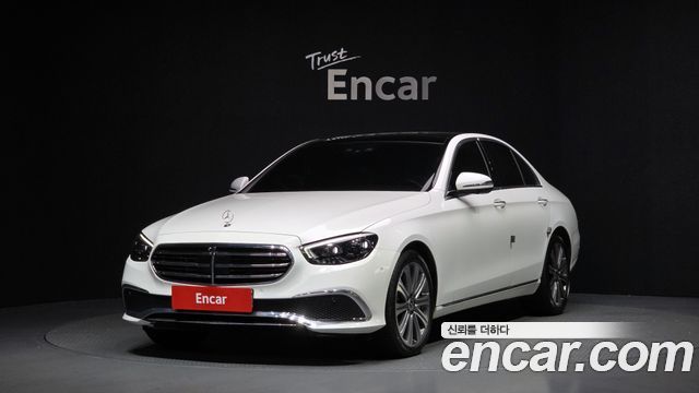 Mercedes-Benz E-Class 2021