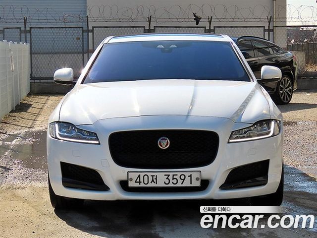Jaguar XF 2018