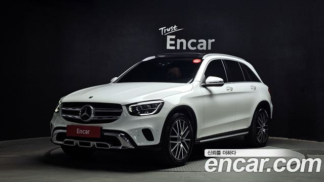 Mercedes-Benz GLC-Class 2021