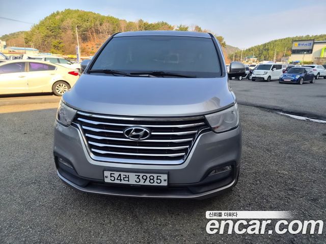 Hyundai Starex 2018