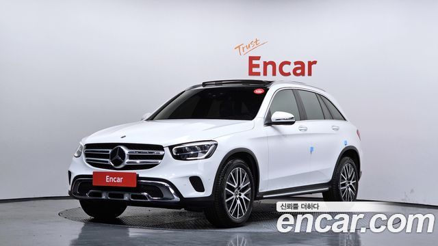 Mercedes-Benz GLC-Class 2021
