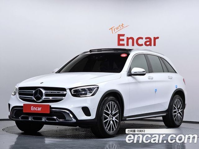 Mercedes-Benz GLC-Class 2021