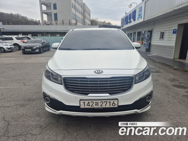 Kia Canival 2015