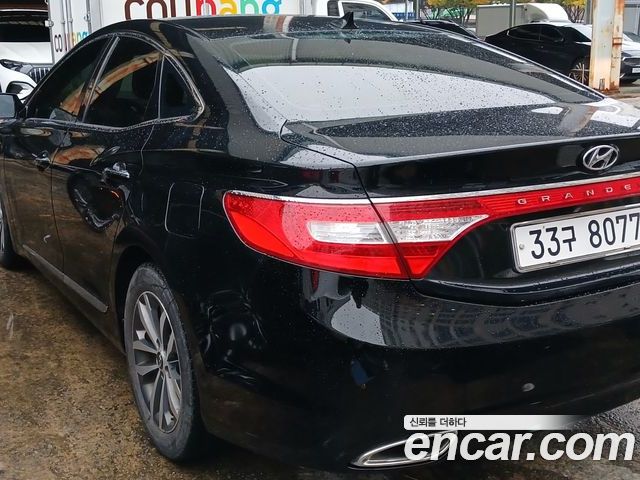 Hyundai Grandeur 2012