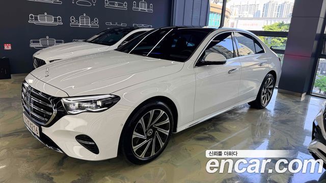 Mercedes-Benz E-Class 2025