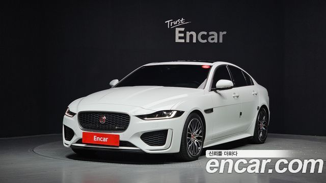 Jaguar XE 2020