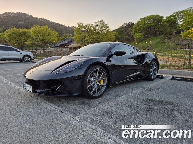 Lotus Emira 2024