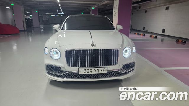 Bentley Flying Spur 2022