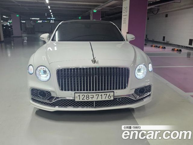 Bentley Flying Spur 2022