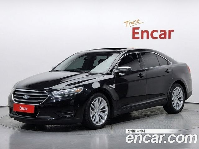 Ford Taurus 2016