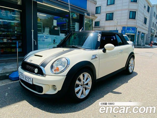 Mini Cooper Convertible 2011