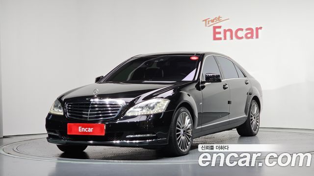 Mercedes-Benz S-Class 2012