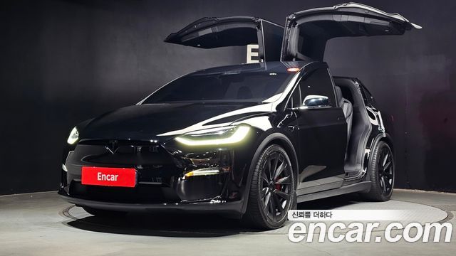 Tesla Model X 2023