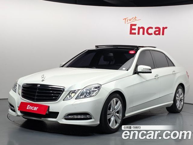 Mercedes-Benz E-Class 2011