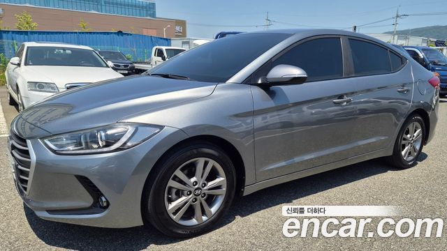 Hyundai AVANTE 2016