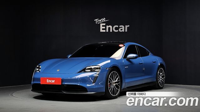 Porsche Taycan 2021