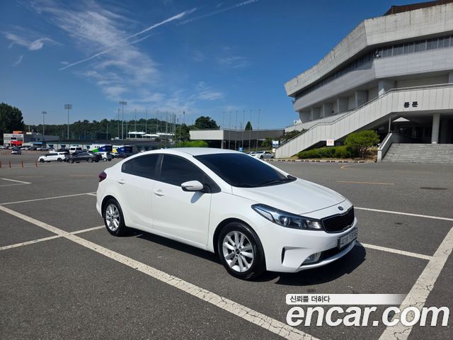 Kia K3 2016