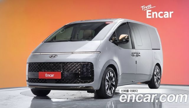 Hyundai Staria 2025