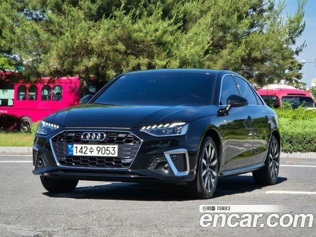Audi A4 2023