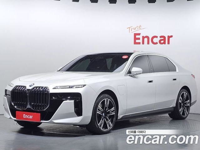 BMW 7-Series 2025