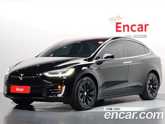 Tesla Model X 2019