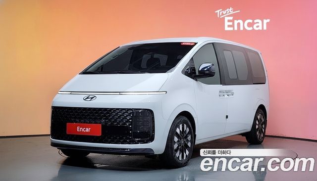 Hyundai Staria 2025