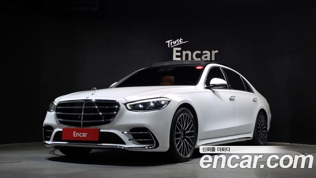 Mercedes-Benz S-Class 2025