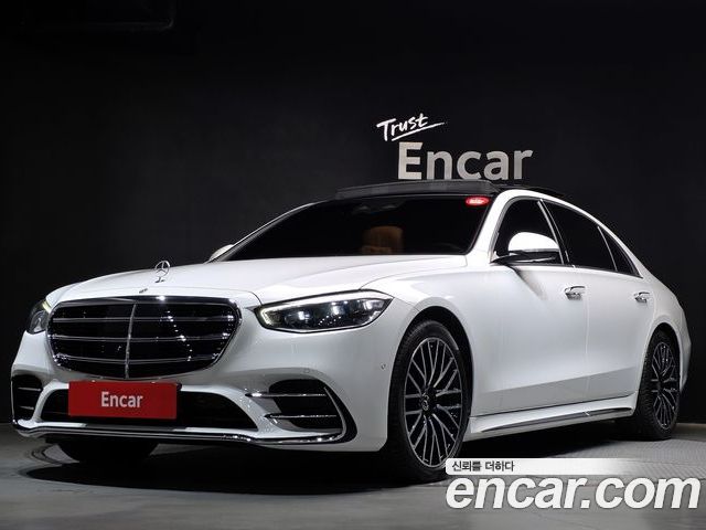 Mercedes-Benz S-Class 2025