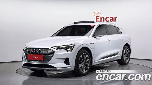 Audi e-tron 2021