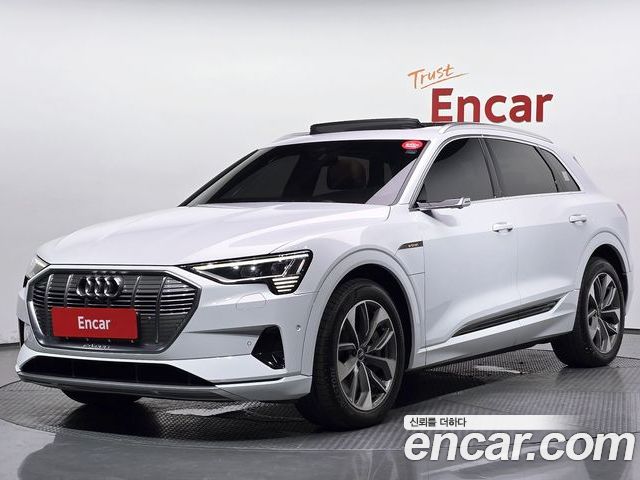 Audi e-tron 2021