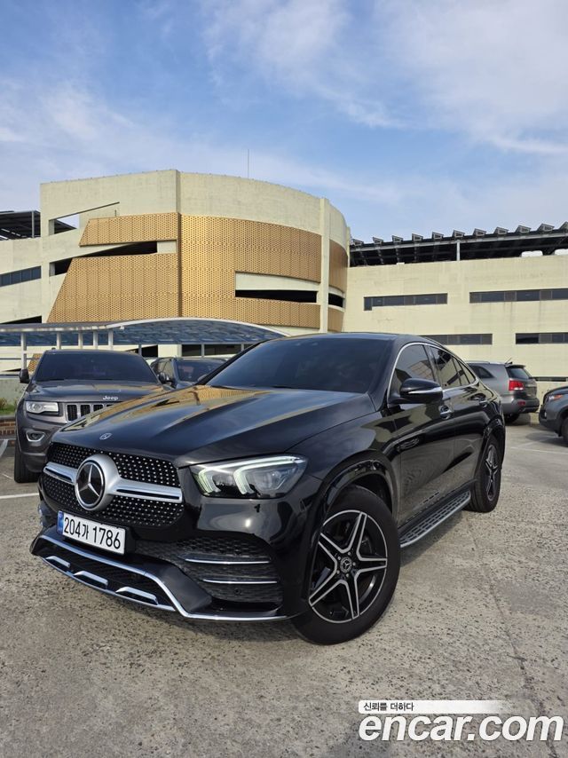 Mercedes-Benz GLE-Class 2021