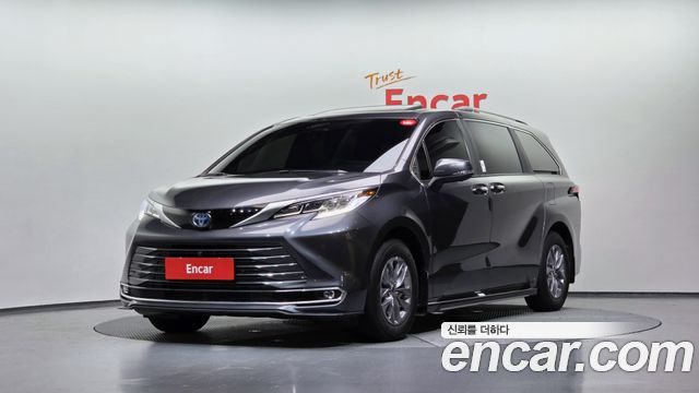 Toyota Sienna 2025