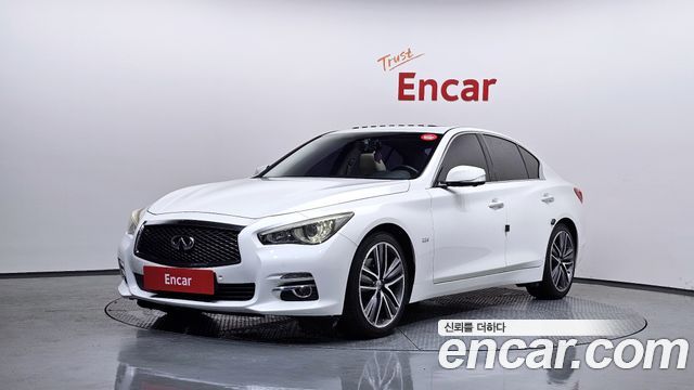 Infiniti Q50 2014