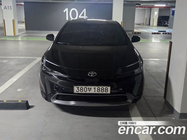 Toyota Prius 2024