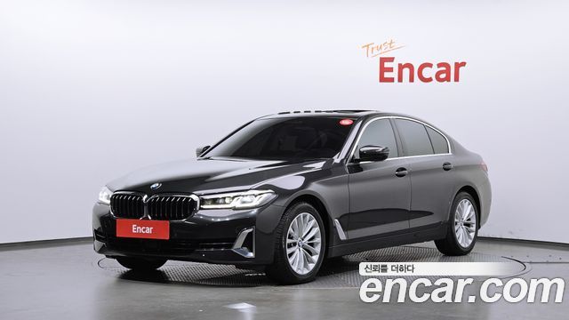 BMW 5-Series 2022