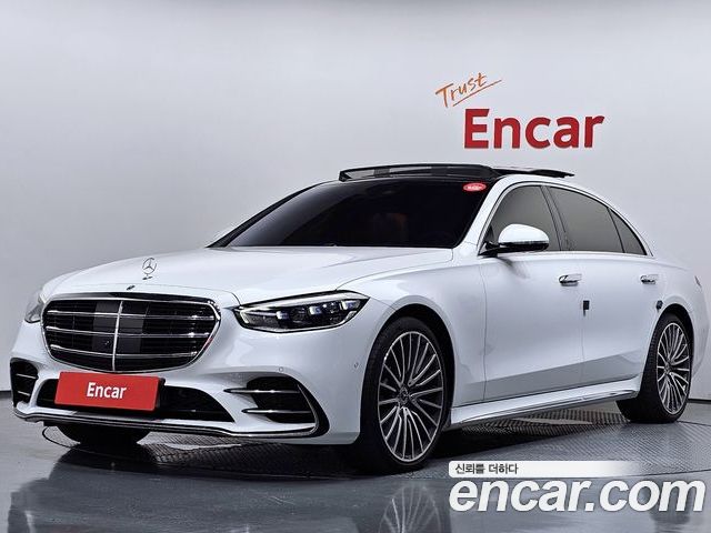 Mercedes-Benz S-Class 2024