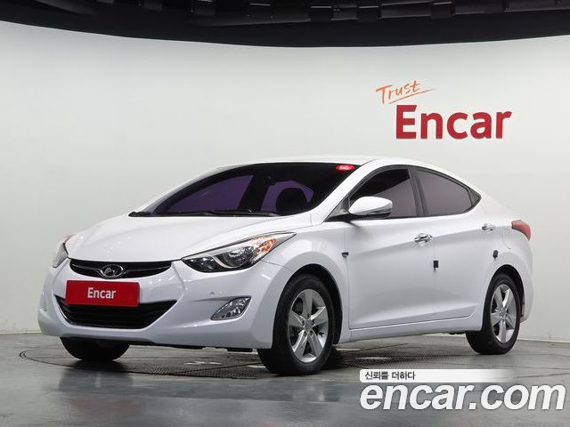 Hyundai AVANTE 2012