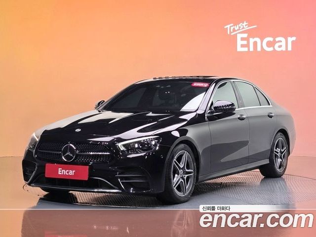 Mercedes-Benz E-Class 2022