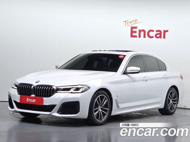 BMW 5-Series 2023
