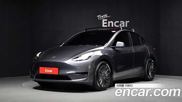 Tesla Model Y 2023