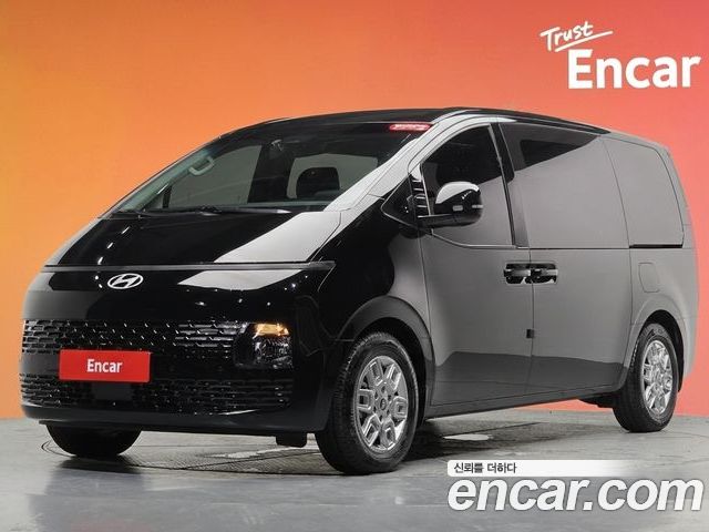 Hyundai Staria 2025