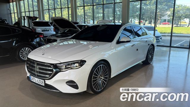 Mercedes-Benz E-Class 2024