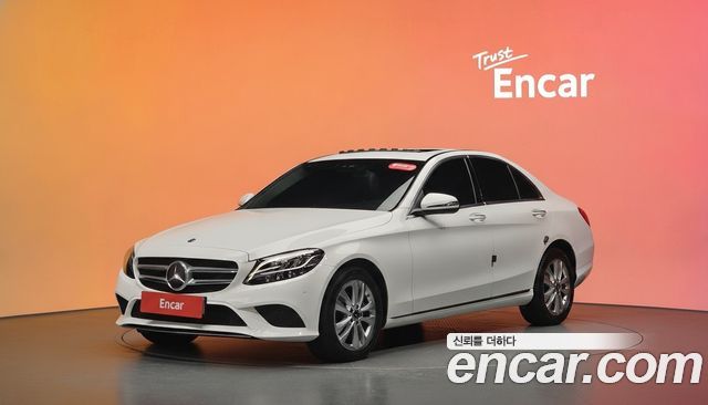 Mercedes-Benz C-Class 2019
