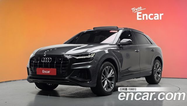 Audi Q8 2021
