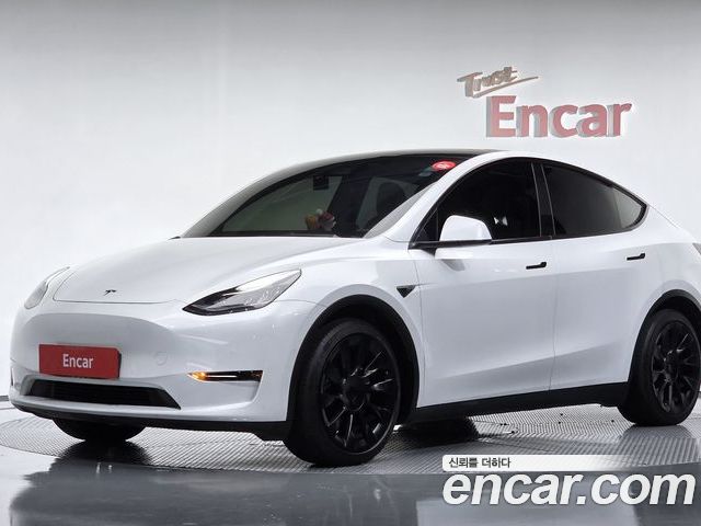 Tesla Model Y 2021