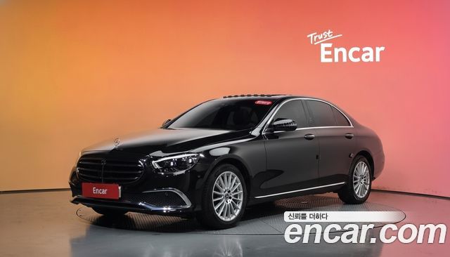 Mercedes-Benz E-Class 2022