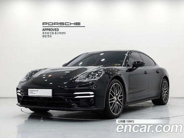 Porsche Panamera 2023