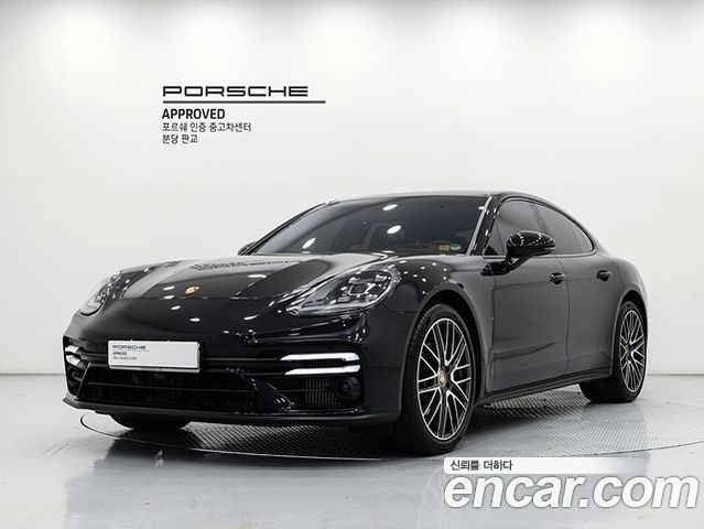 Porsche Panamera 2023